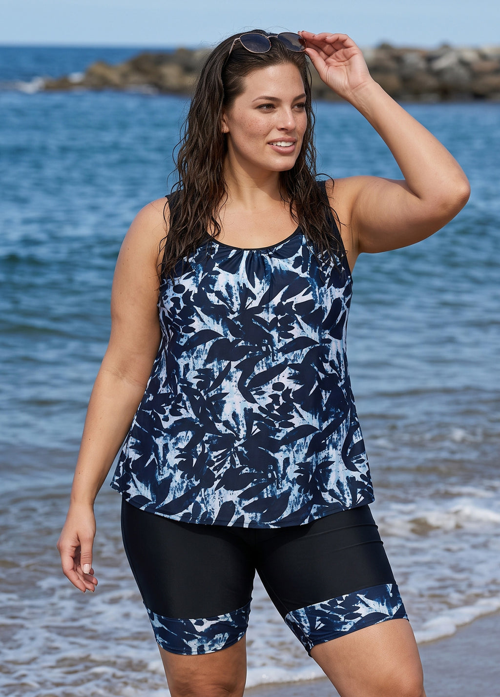 Curvy Black Leaf Print Scoop Neck Sleeveless Modest Women's Swimsuit Tankini Set