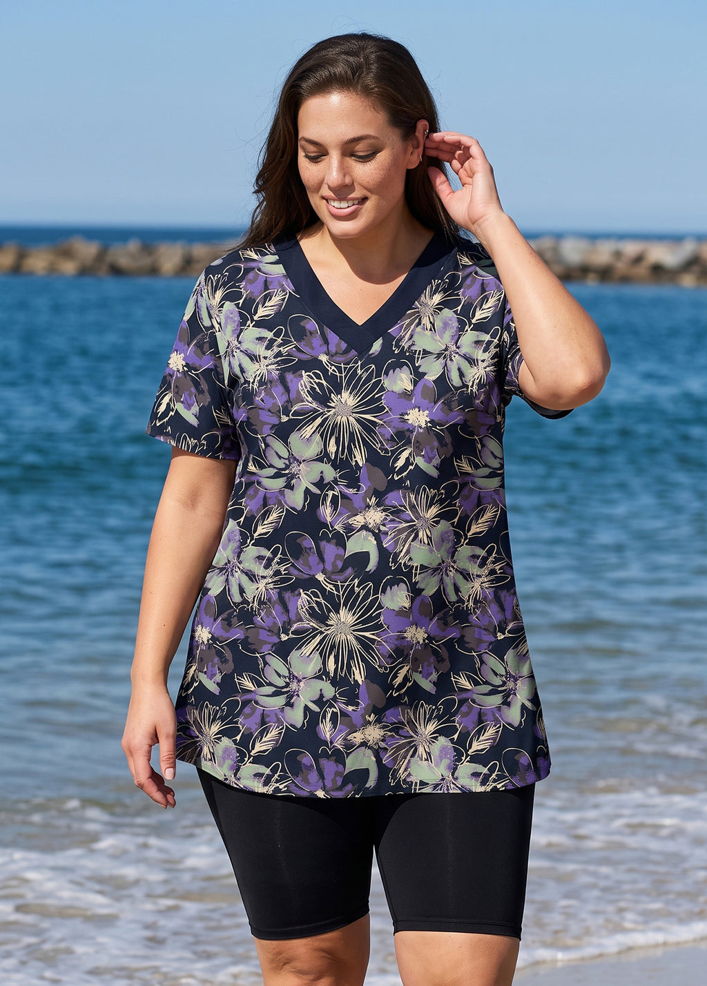 Black Floral Print V Neck UPF50+ Short Sleeve Vintage Curvy Women's Swimsuit Tankini Top